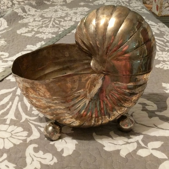 Metal nautilus shell - Picture 7 of 7